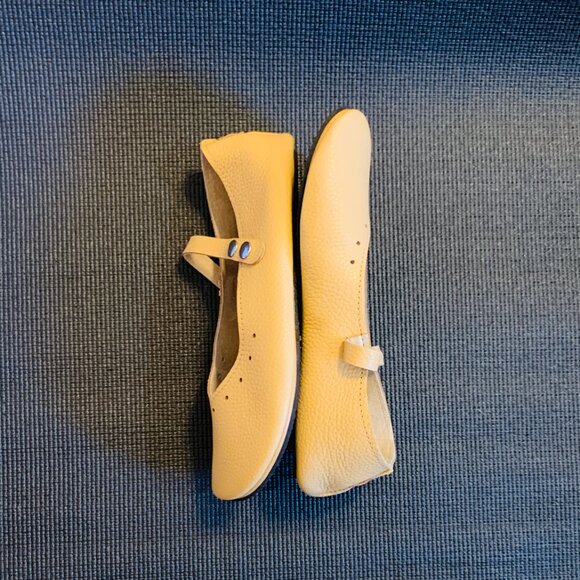 New Duchess & Fox Dune Mary Janes Size 10 - Picture 2 of 6
